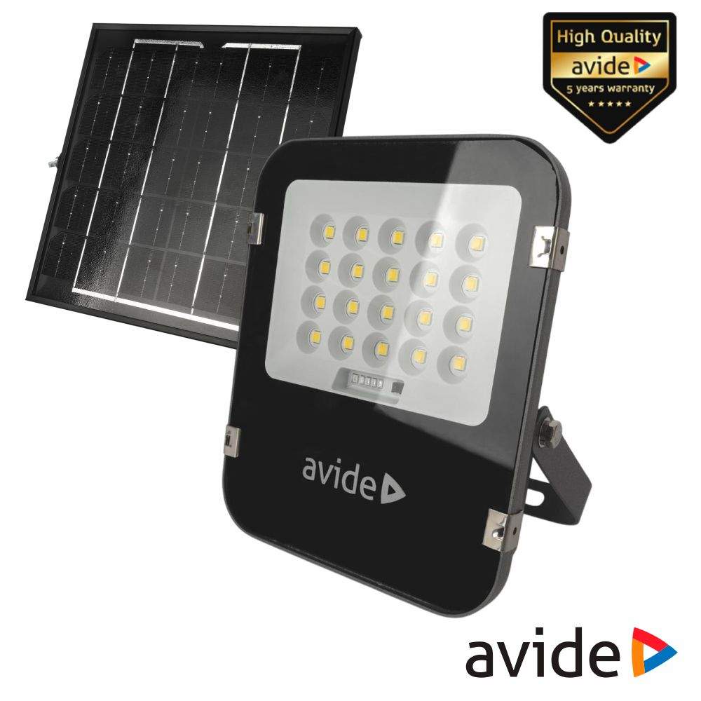 Foco LED Solar 50W 6400K 700lm IP65 C/ Comando AVIDE - (ASOLFLCW-5AH-SMSP)